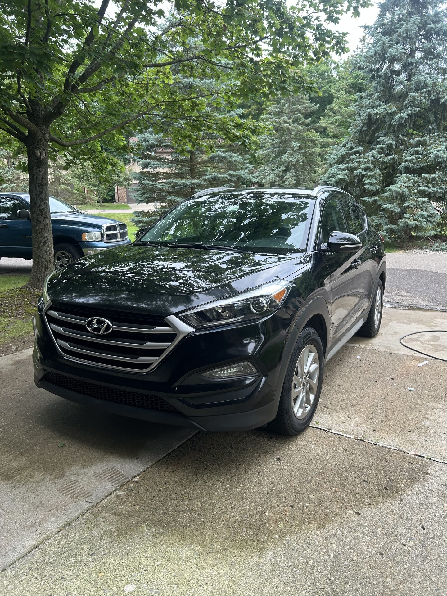 Hyundai Tucson exterior detail — Commerce Township MI